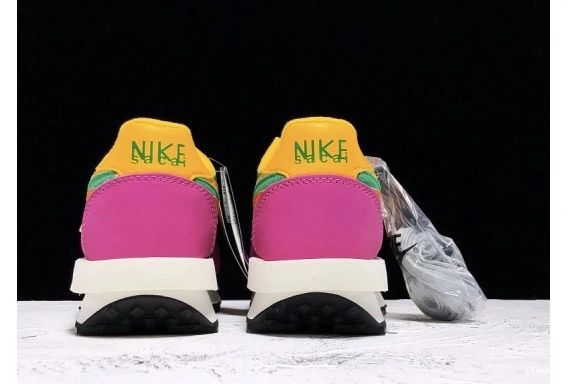 Green  LD Sacai BV0073-301 Waffle Nike Pine 1104